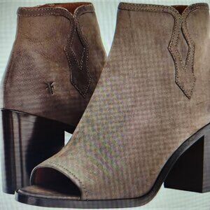 Frye Women's Danica Peep Toe Gray Nubuck Bootie Shoes Size 8.5 M